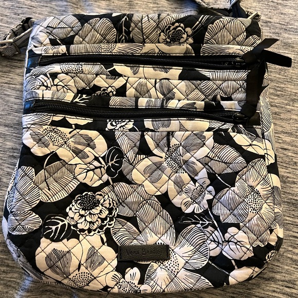 Vera Bradley crossbody set - Picture 2 of 4